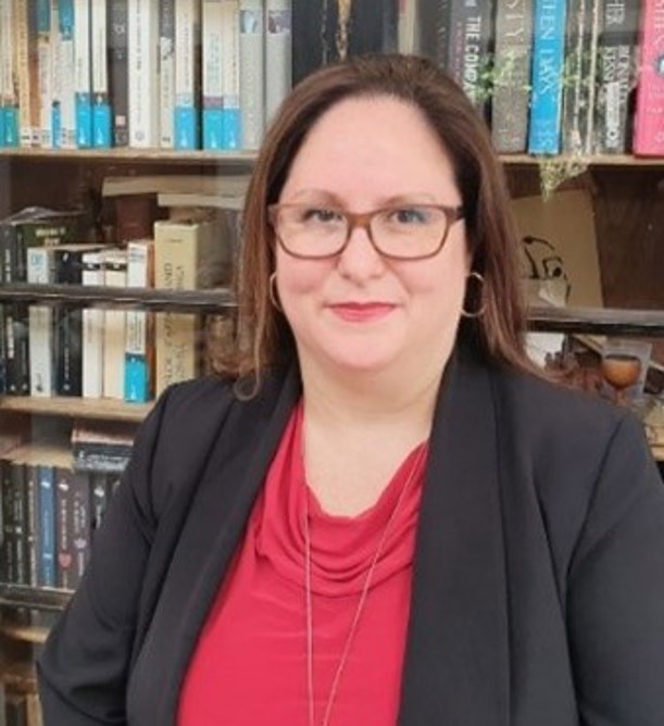 Mrs. Gabriela Castro